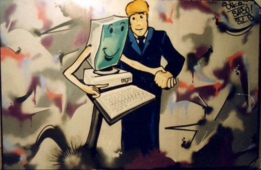 Auftrag egs Computerfirma, 1990. Ein Graffitiauftrag für die Computerfirma egs (Cebit-Messegestaltung) im März 1990. Auftragsmalerei von der Mad Artists Cooperation, Sage und Siko Ortner. Fertiggestellte Messegestaltung.