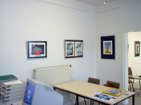 Ausstellung Stancelart von Siko Ortner vom 8. bis 22.Oktober 2008, in der Galerie Inkatt in Kattenturm, Bremen. Hier die Ansicht des fertiggestelten Ausstellungsaufbaus.
